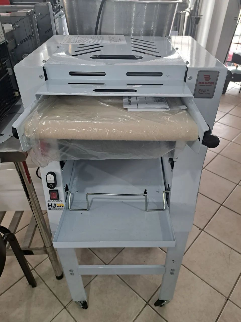 Ac Modeladora de pães Mb35 - Foto 2