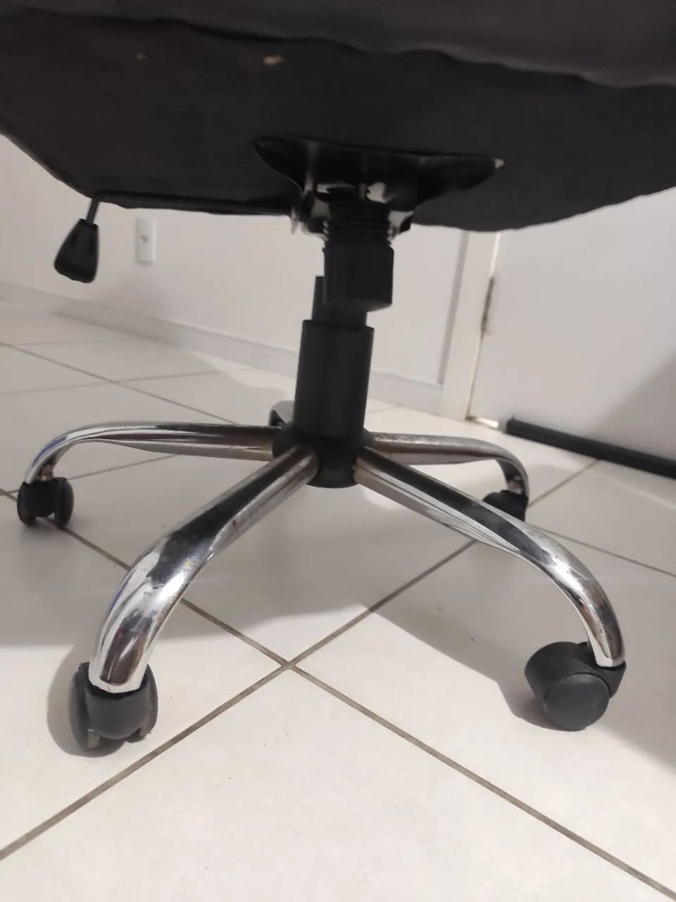 Cadeira escritório  - Foto 6