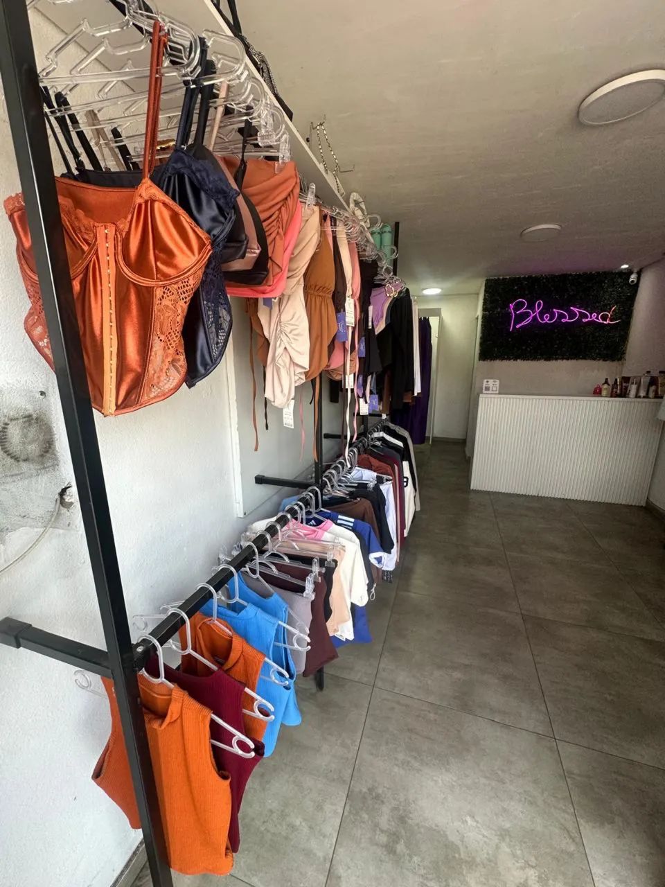 Lote roupas femininas  - Foto 2