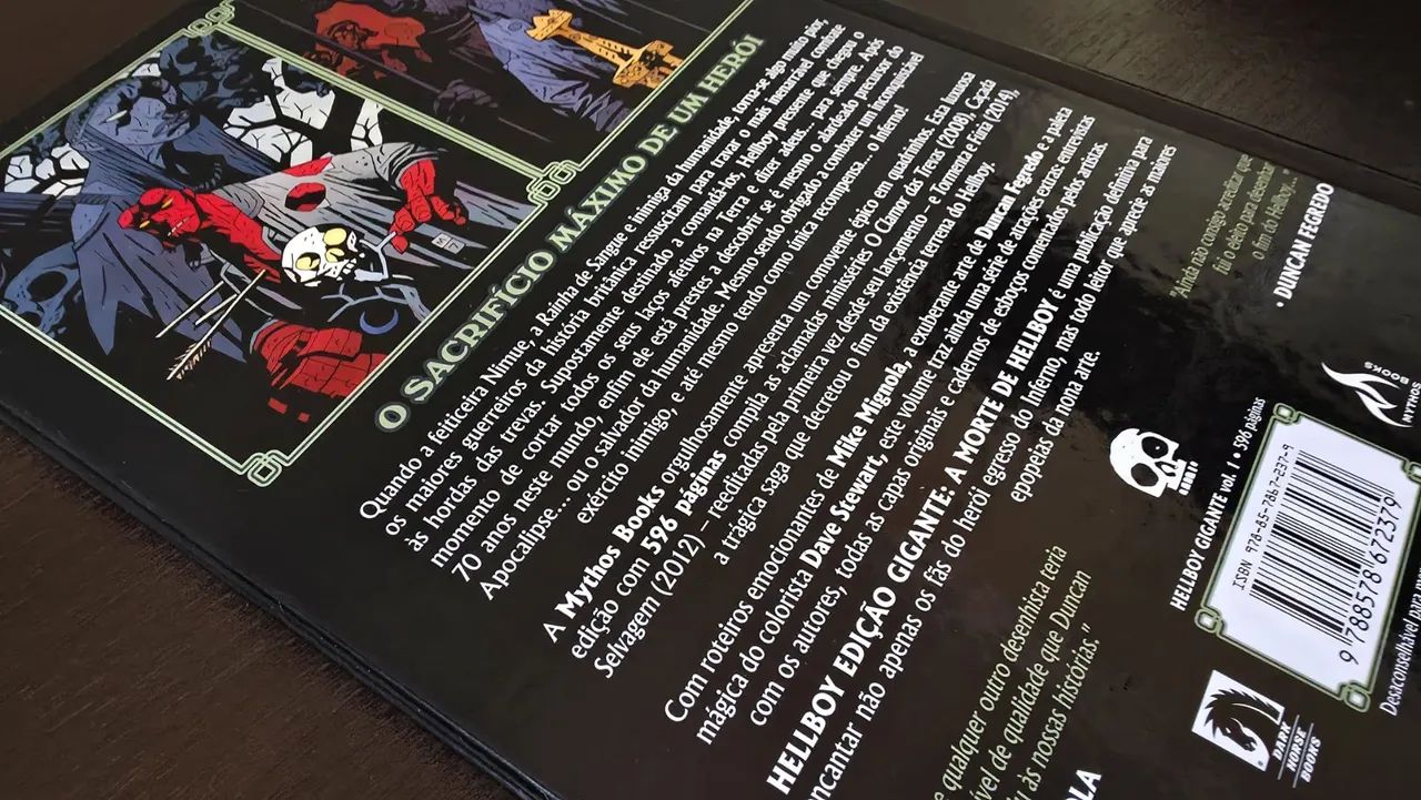 Hellboy - Edição Gigante - A Morte de Hellboy - HQ Mythos - Foto 6