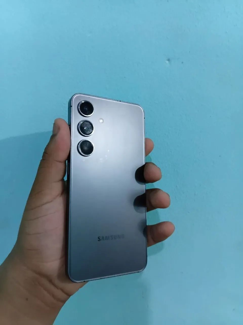 Samsung S24 - Foto 2