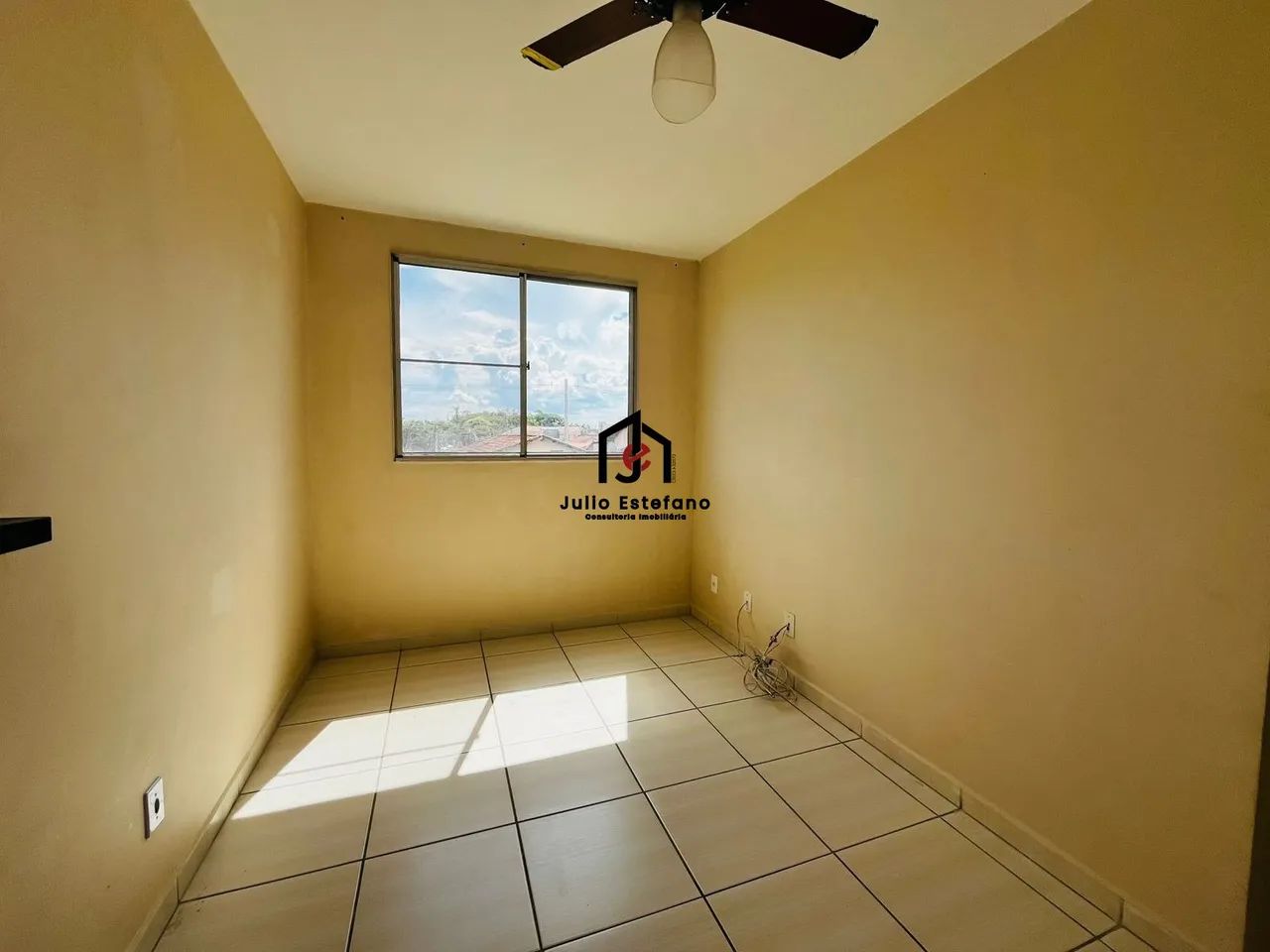 Apartamento com 2 dormitórios no Edifício Pedra Bonita em Pindamonhangaba - Foto 2