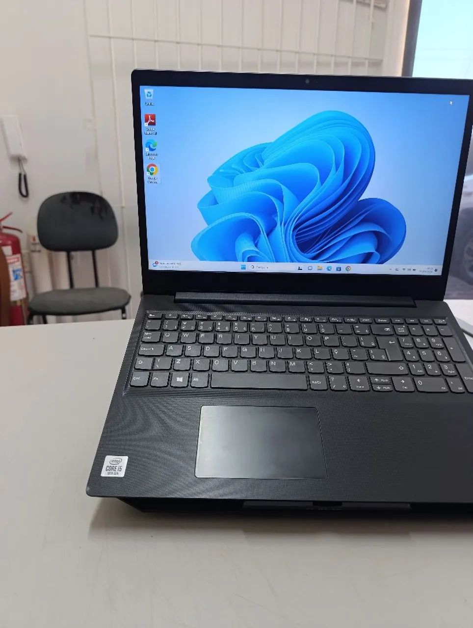Notebook Lenovo i5 10th SSD bateria nova - Foto 5