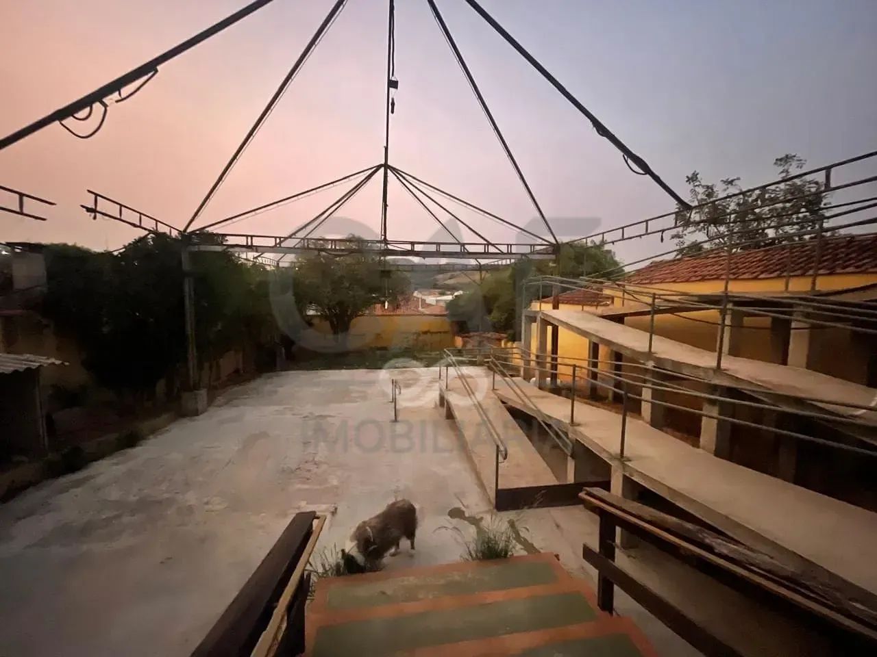 Casa comercial para venda no coração do centro de Amparo! - Foto 2