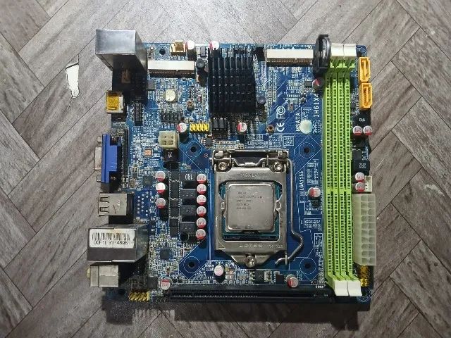 Dupla Placa-Mãe + Processadores Intel ? IH61X4/i3-3210 + LV-676/E2140 - Foto 3