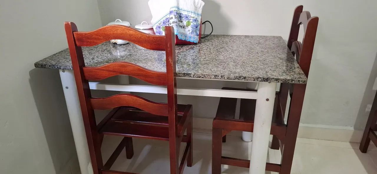 Vendo mesa granito para 6 cadeiras - Foto 2