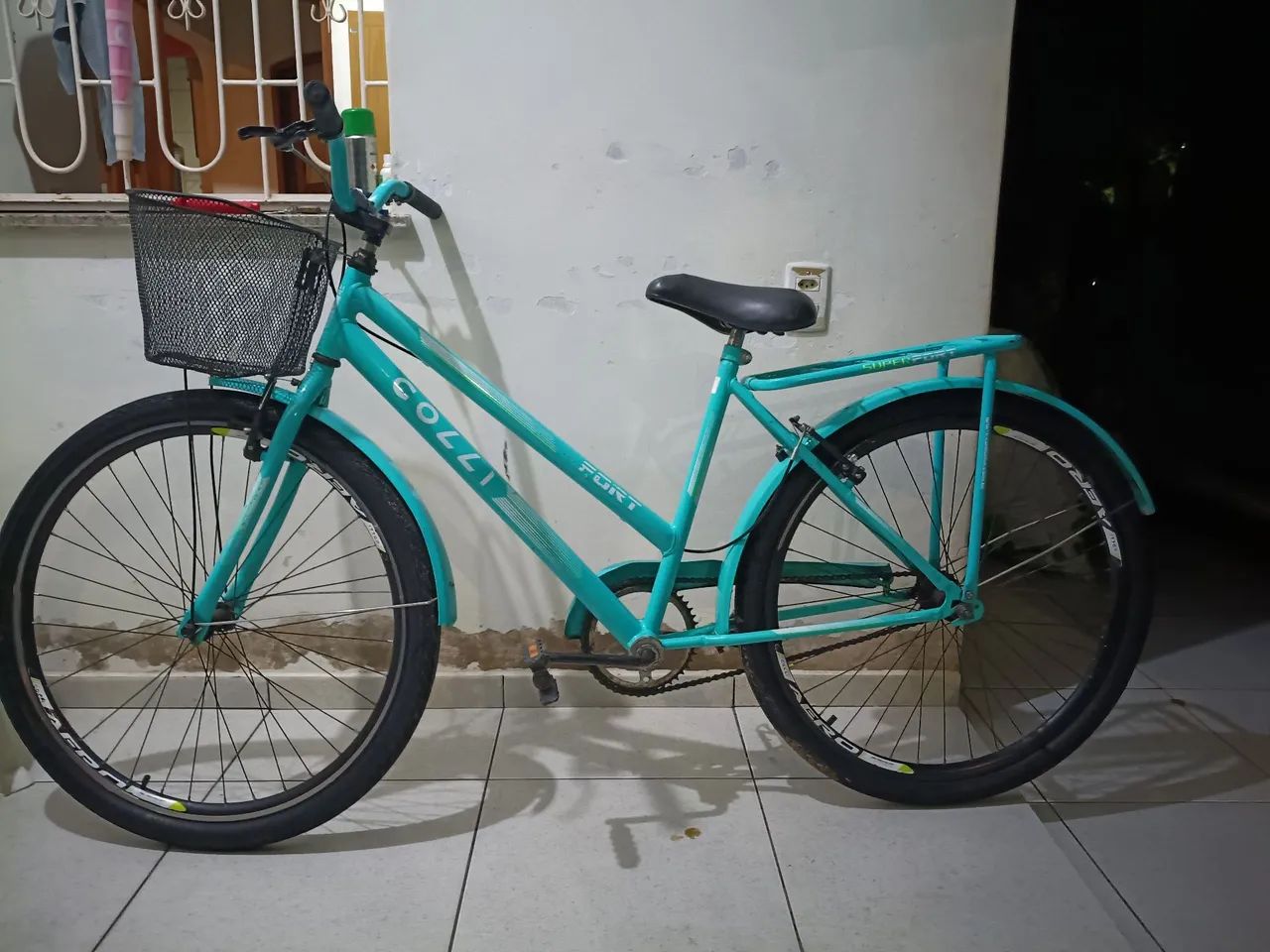 Vende-se bicicleta com nota fiscal
