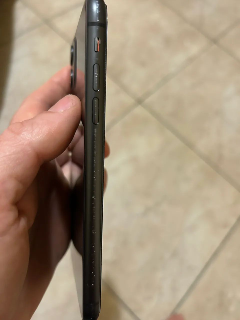 iPhone 11 128gb com carregador - Foto 4