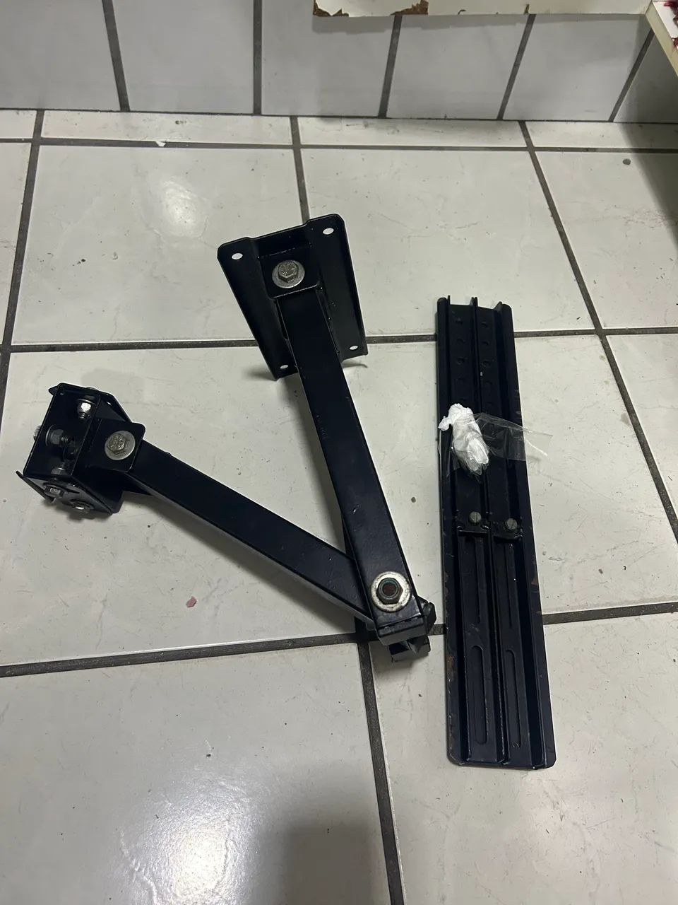 Suporte de TV móvel  - Foto 2