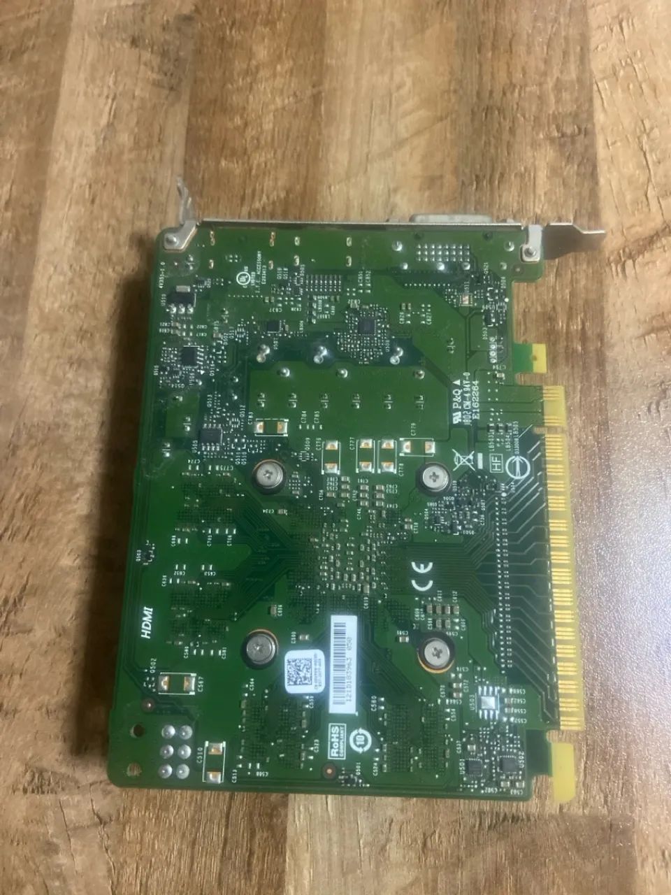 GTX 1050ti 4GB 128 bits DELL