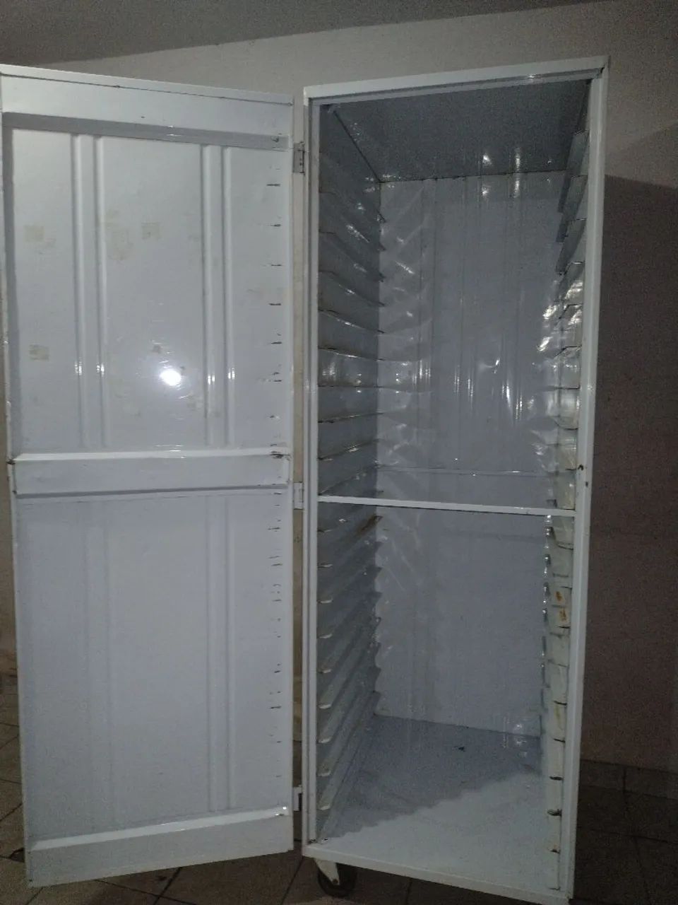 Armário para padaria 