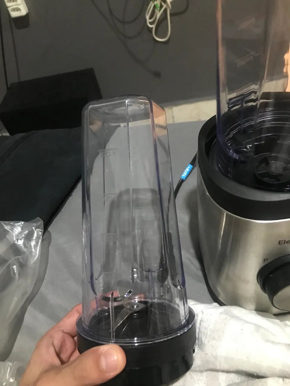 Liquidificador portátil eletrolux 320W - 110v NOVO - Foto 2