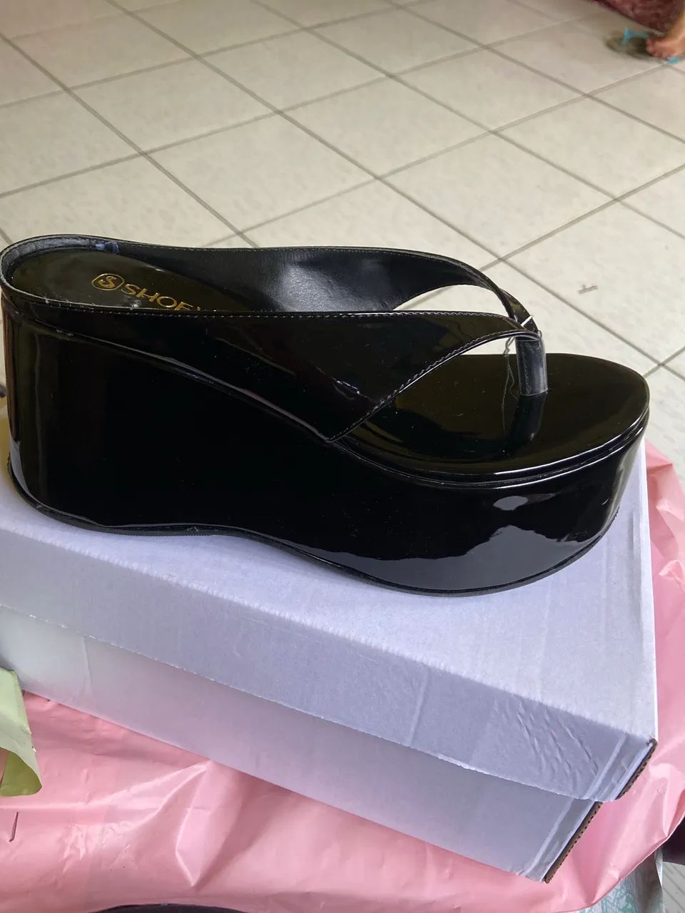 Chinelo alta 