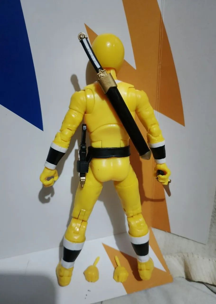 Power Ranger Lighting Collection Alien Ranger Amarelo - Foto 2
