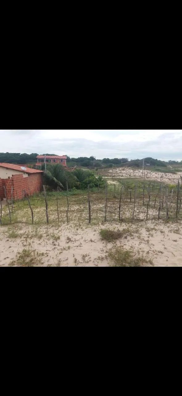 Vende-se terreno na praia de Uruaú 