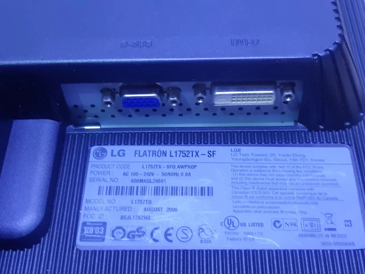 Monitor LG 17 polegadas entrada vga e dvi-d imagem perfeita  - Foto 4