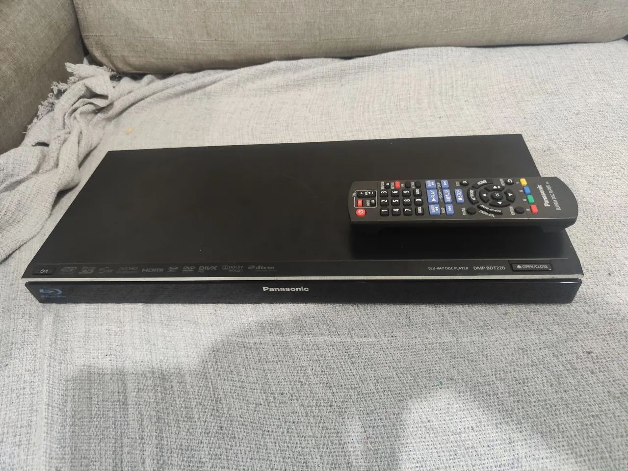 Bluray player Panasonic Bdt220 
