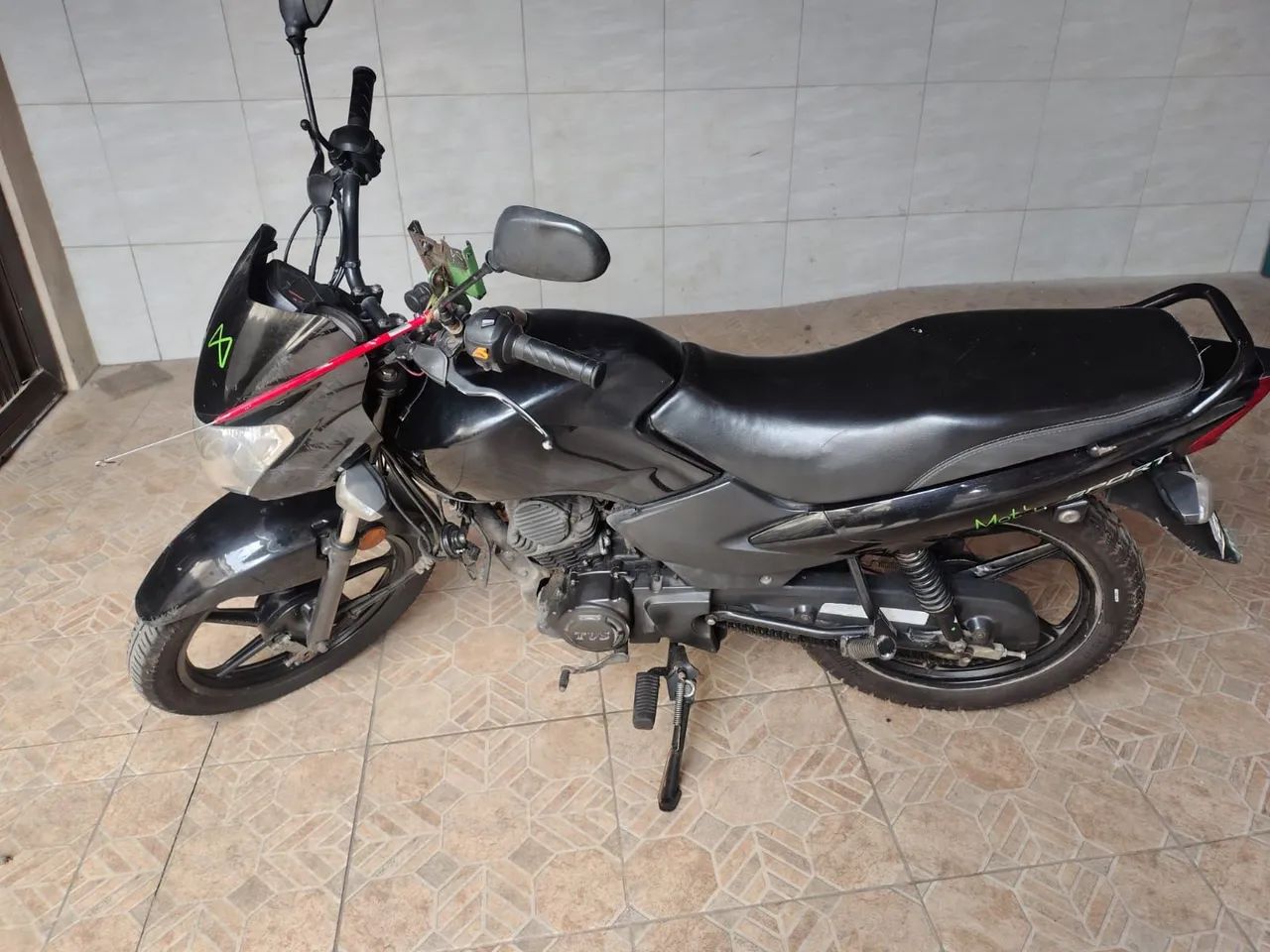 Vendo mottu R$8.000