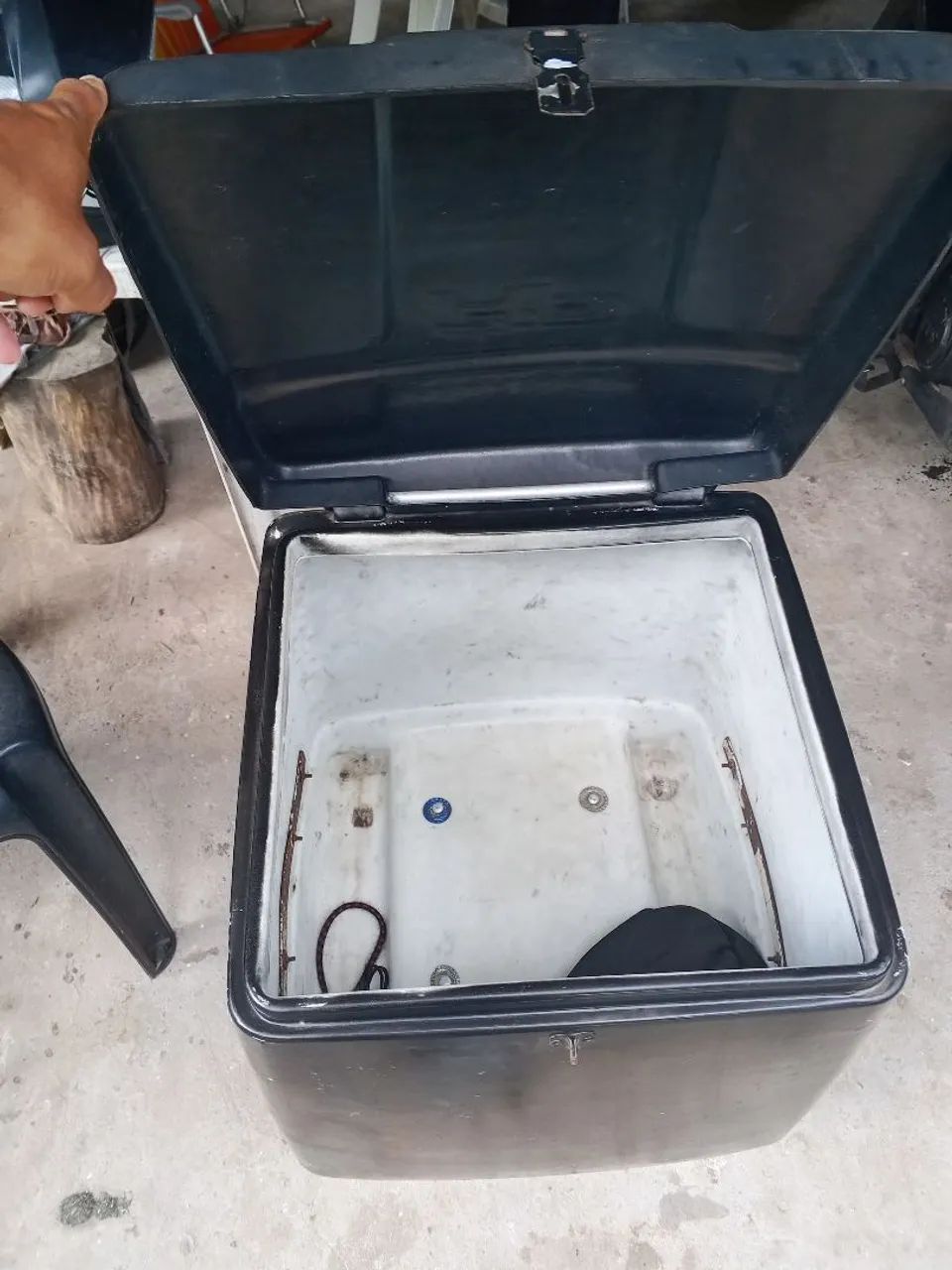 Vendo ou troco baú 