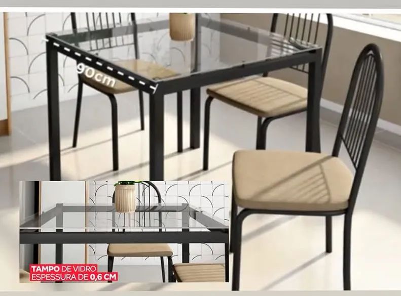 Mesa com 4 cadeiras tampo de vidro assento em courino 