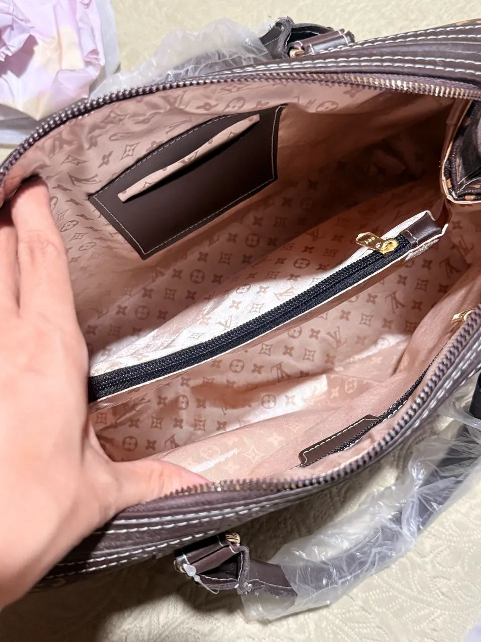 Bolsa modelo Baú - Nova - Foto 2