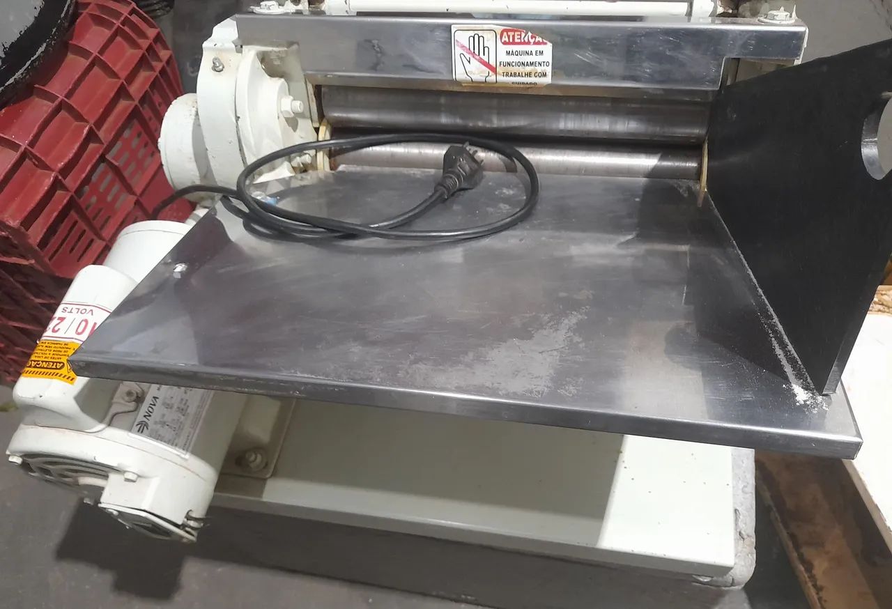 Cilindro de massa industrial 