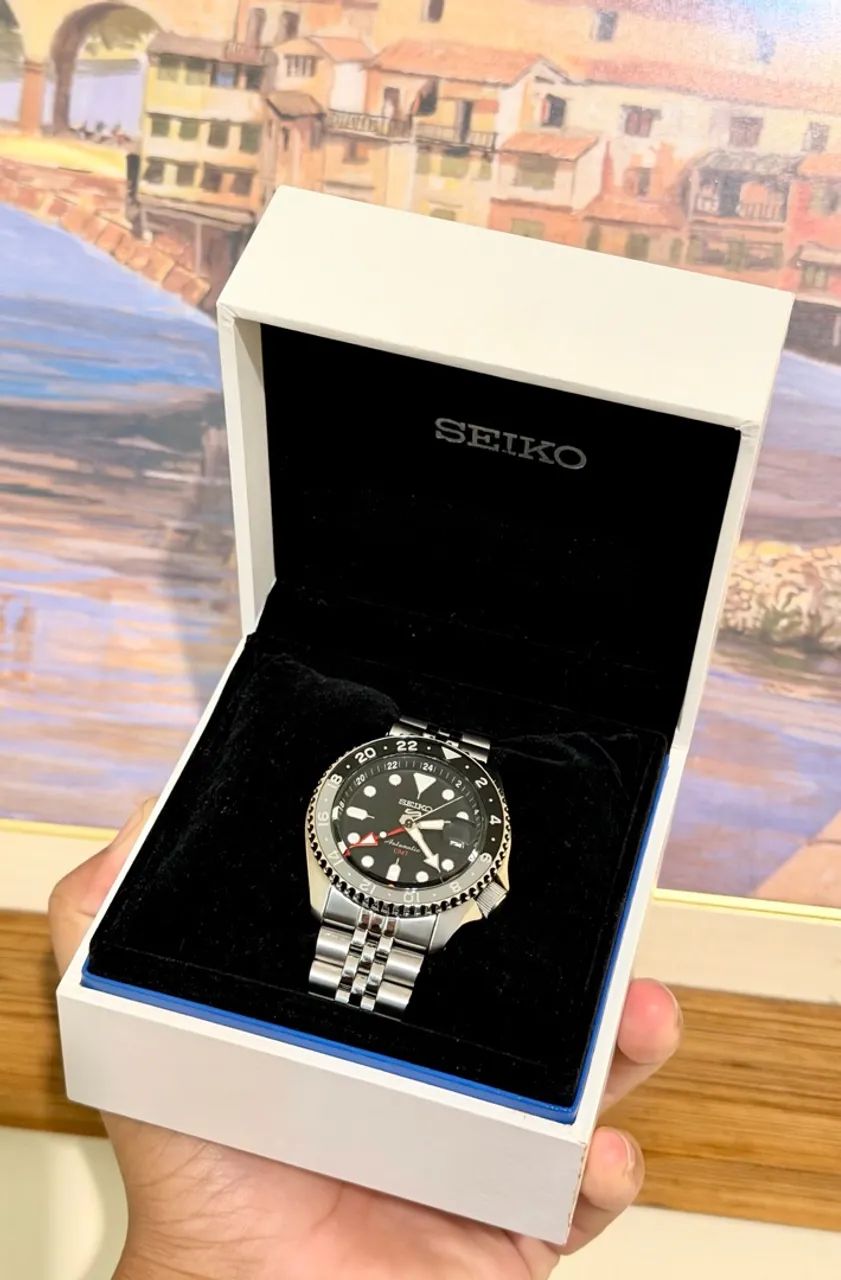 Seiko 5 Sports GMT " Bruce Wayne " - Foto 2