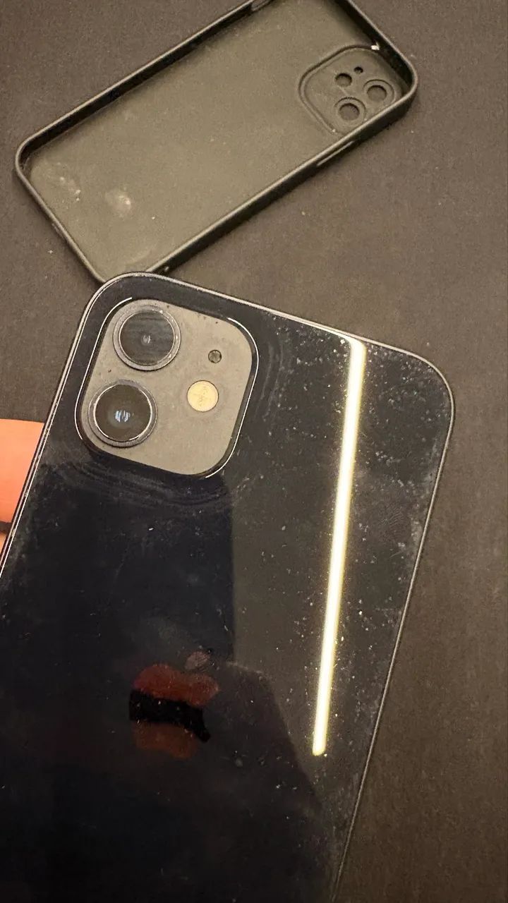 iPhone 12- 128Gb - preto - Foto 5