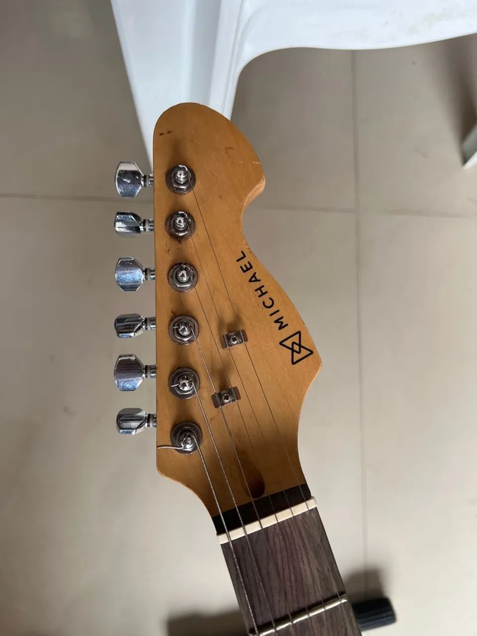 GUITARRA MICHAEL STRATOCASTER - Foto 2