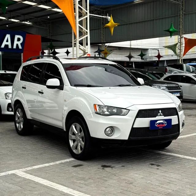 Mitsubishi Outlander 2013