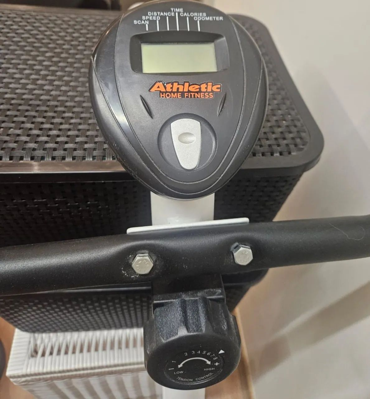 Bicicleta Ergométrica Athletic Magnetron 1040BV até 150 kg - Foto 2
