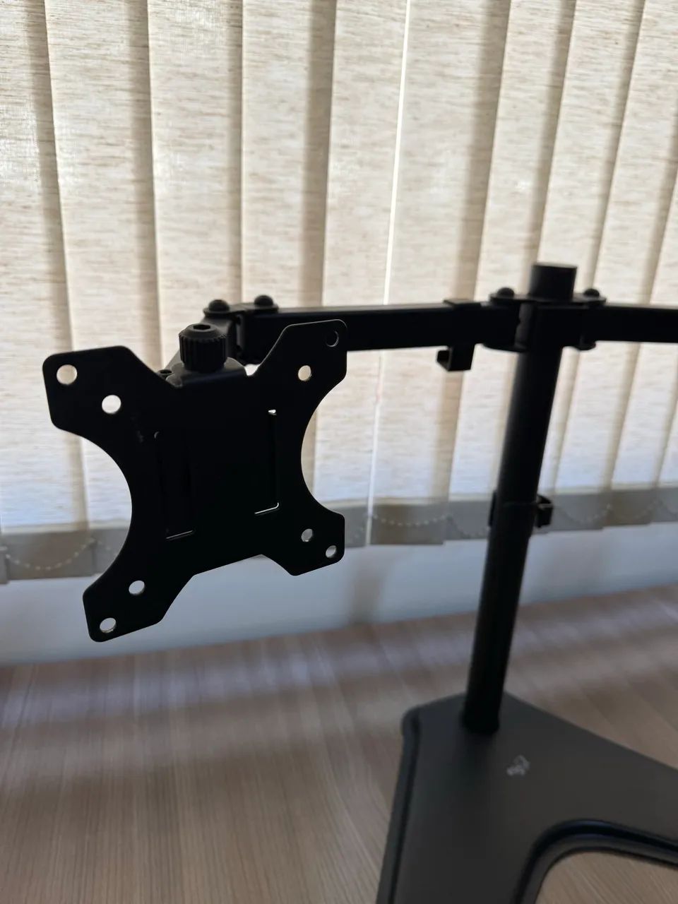 Suporte para Dois Monitores - Foto 3
