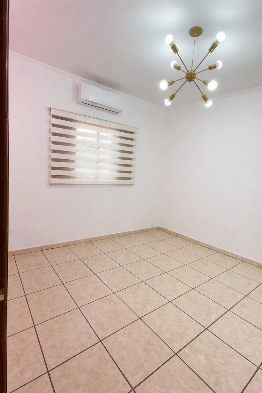 SALA COMERCIAL 