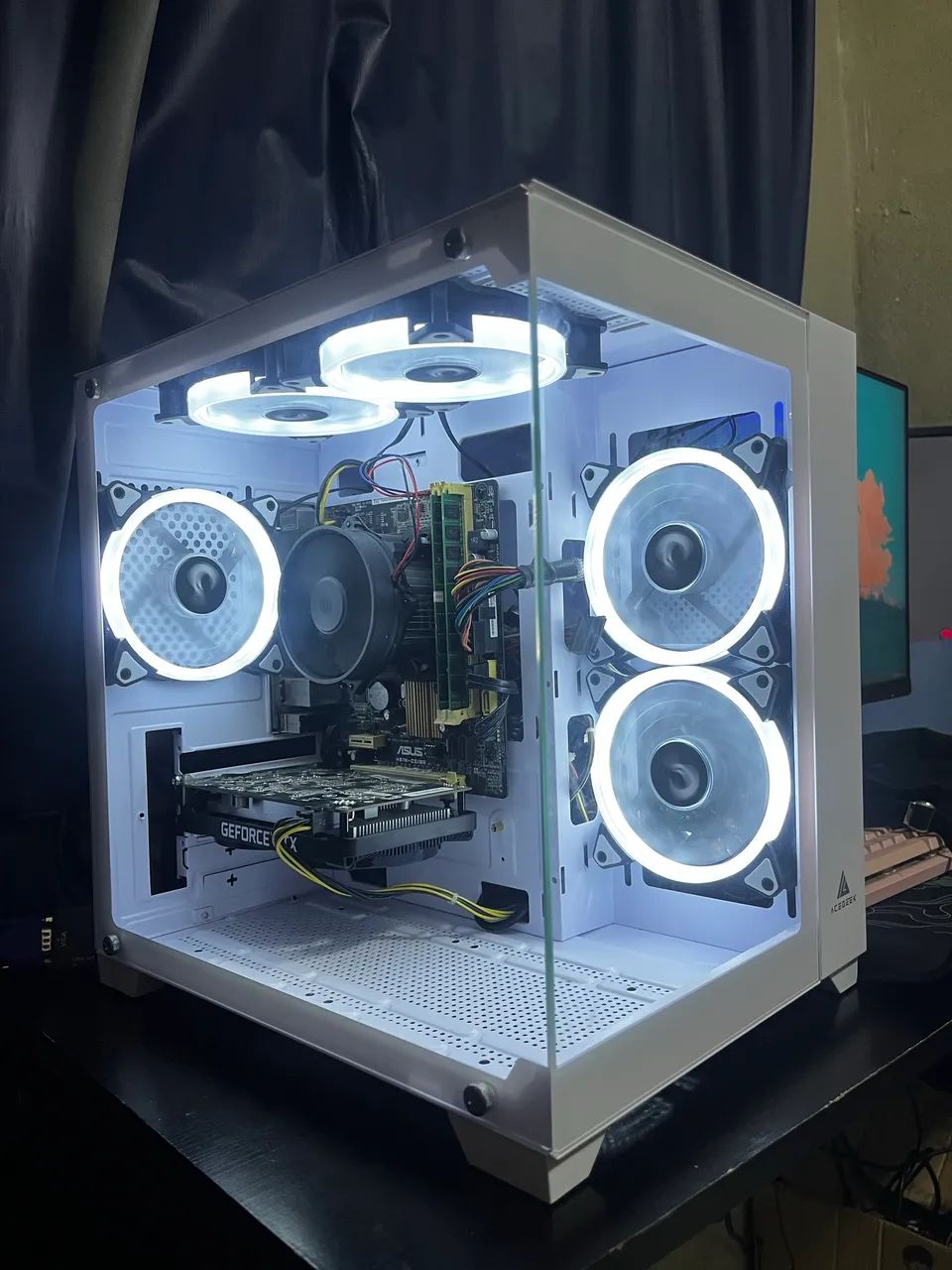 Gaming PC405755215919851520