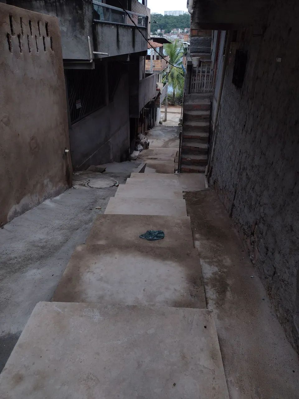 Casa no Lobato com 03 suítes e um quarto e uma cobertura. - Foto 4