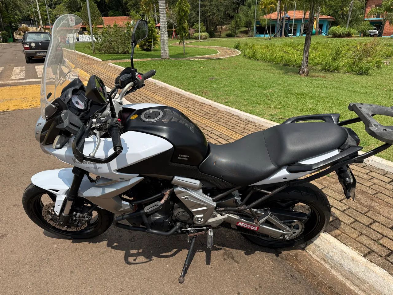 Kawasaki versus 650 ABS  - Foto 5