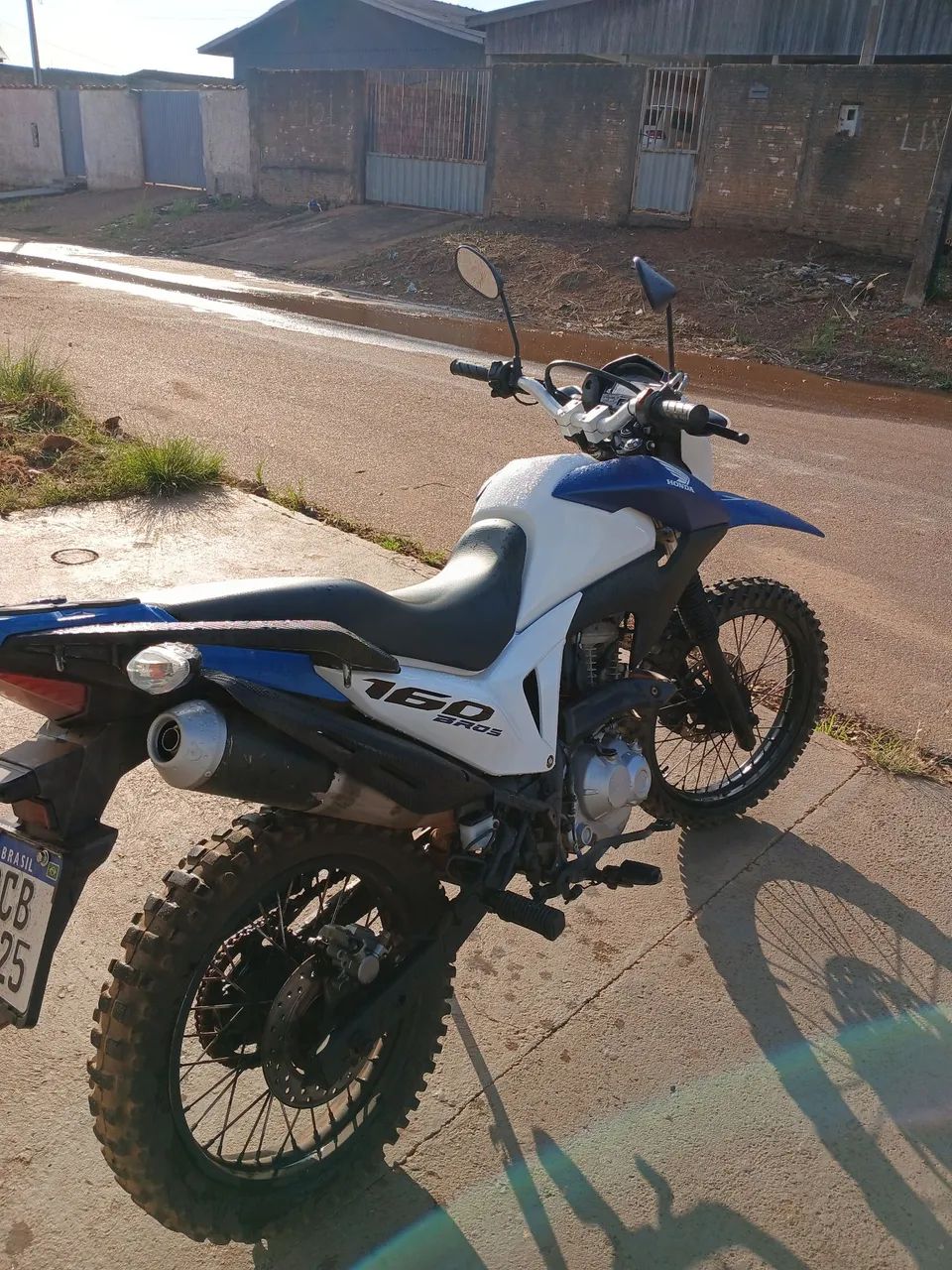Bros 160