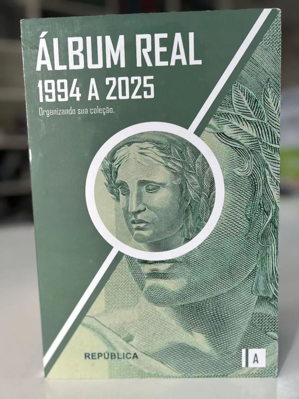 Álbum Plano Real 1994-2025 quase completo