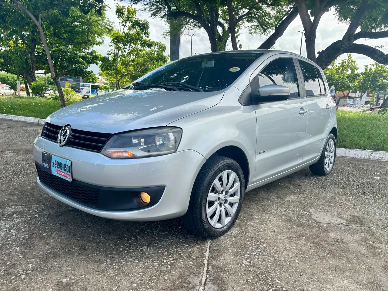 Volkswagen Fox 1.0 MI Total Flex 8V 5P 2012 - Foto 3