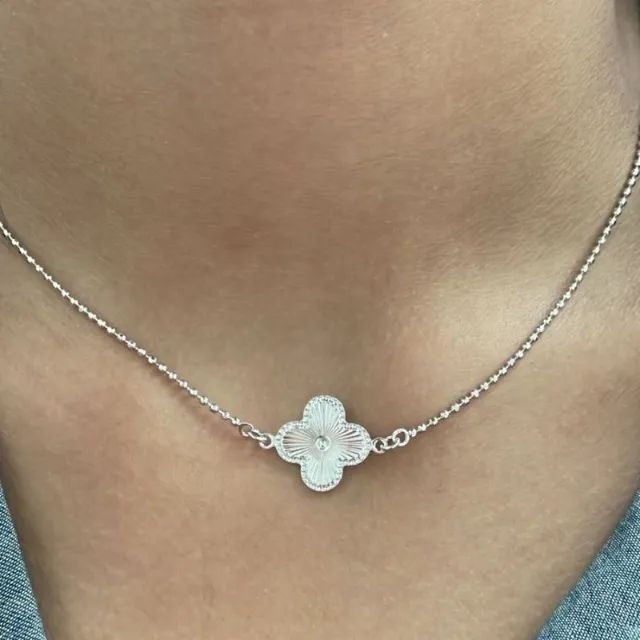 CHOKER DE BOLINHAS FLOWER RESPLANDESCENTE G