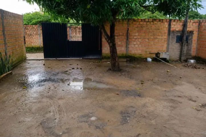 VENDE- SE CASA NO SENADOR HÉLIO CAMPOS- EMY - Foto 2
