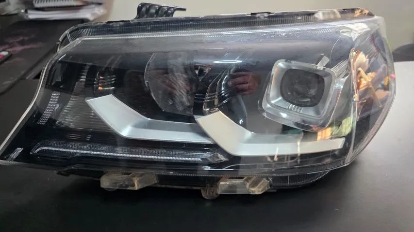 Farol esquerdo Fiat Titano - Foto 2