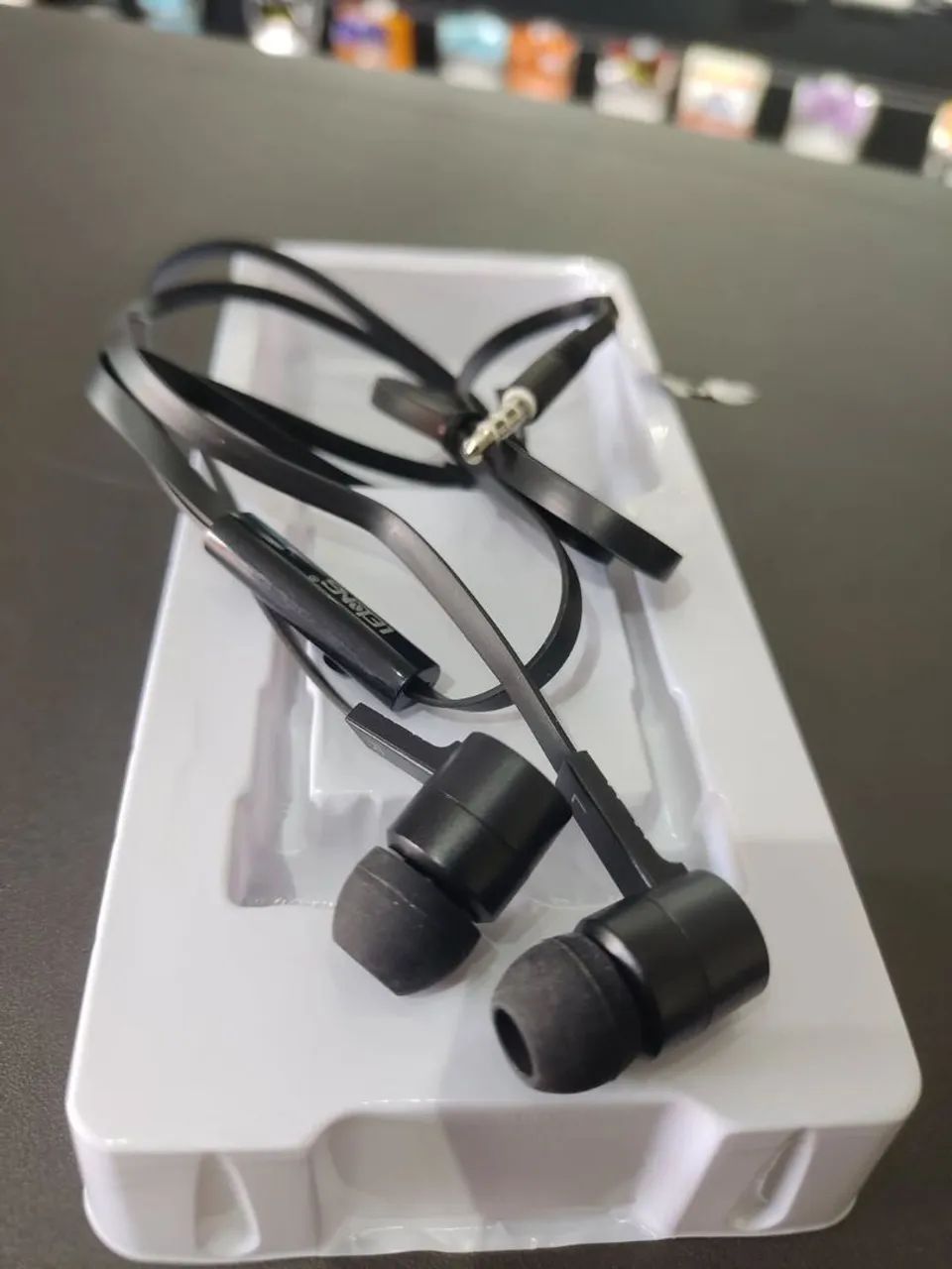 Fone de ouvido com fio - Foto 2