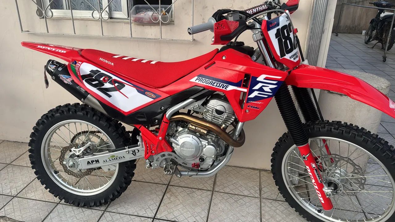 CRF 250F 2025 único dono - Foto 2