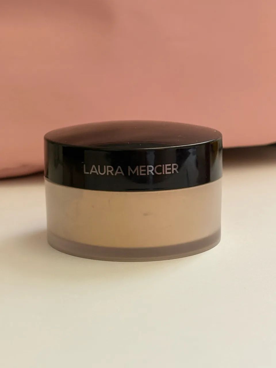 Pó Laura Mercier