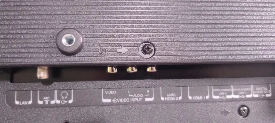 Smart TV Toshiba - DLED 32" pols. HD - Foto 5