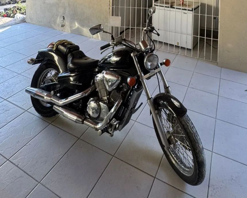 Moto Honda Shadow 600