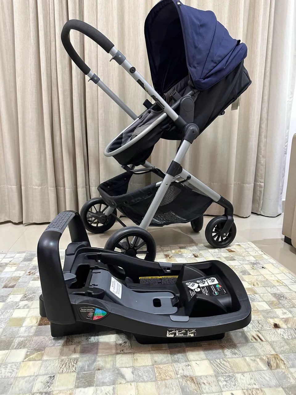 Vendo carrinho de bebê modelo Travel System - 3 em 1 - Foto 4