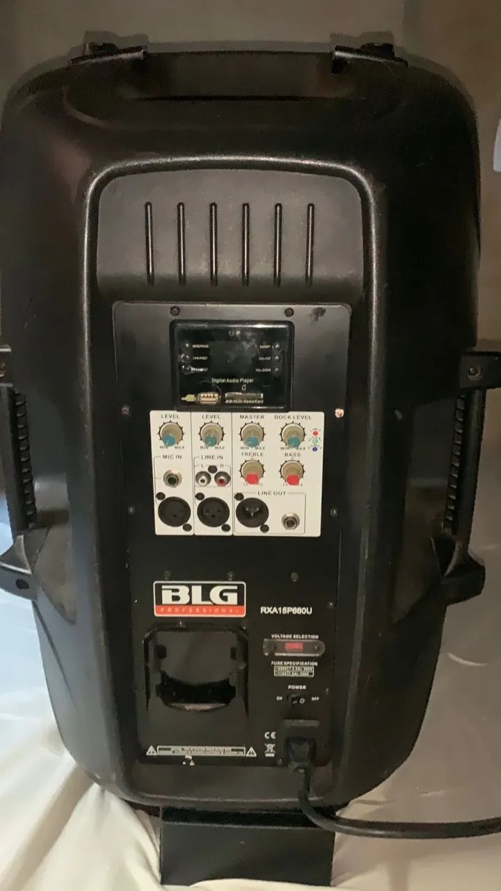 Vende-se Caixa De Som Ativa BLG - Foto 2