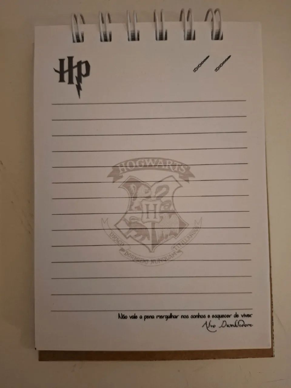 kit bloco de notas e figurinhas harry potter - Foto 3